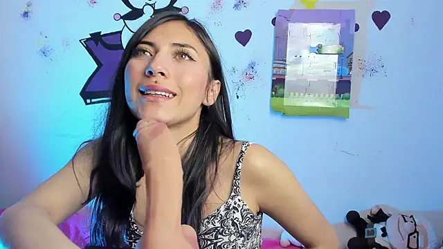 Snapshot of Alanaloiiss_ chatting on September 24, 2025, 2:04 am Alanaloiiss  online show from September 24, 2025, 2:04 am