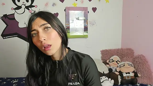 Snapshot of Alanaloiiss_ chatting on September 26, 2025, 1:20 am Alanaloiiss  online show from September 26, 2025, 1:20 am