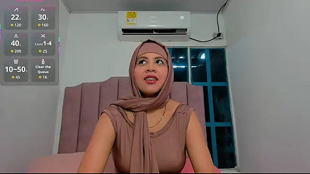 cala borhan online show from October 4, 2025, 7:12 pm