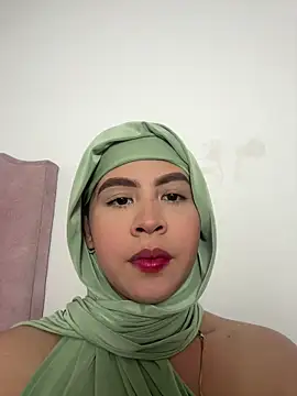 Snapshot of cala_borhan chatting on April 16, 2026, 7:47 pm cala borhan online show from April 16, 2026, 7:47 pm