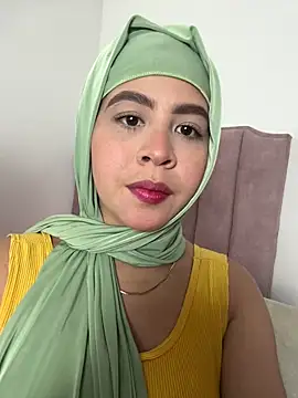 Snapshot of cala_borhan chatting on April 19, 2026, 7:49 pm cala borhan online show from April 19, 2026, 7:49 pm