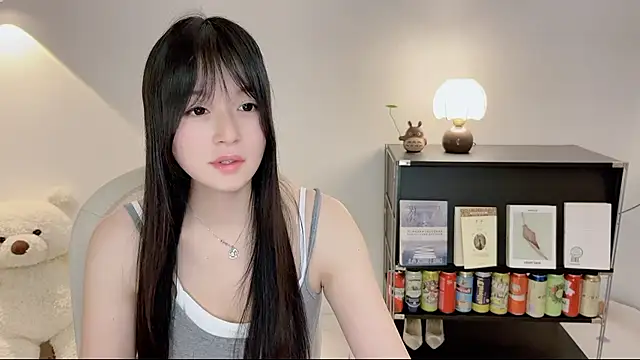 Onechestnut online show from June 14, 2026, 12:40 pm