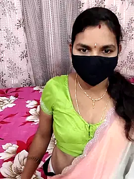 Snapshot of Lalitha-1995 chatting on October 20, 2025, 9:54 am Lalitha-1995 online show from October 20, 2025, 9:54 am