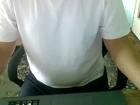 Snapshot of zee06 chatting on October 24, 2025, 12:34 pm zee06 online show from October 24, 2025, 12:34 pm