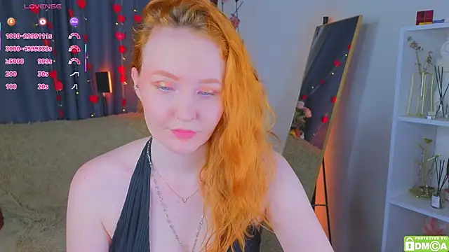 Snapshot of JoyceJones chatting on June 21, 2026, 8:33 pm JoyceJones online show from June 21, 2026, 8:33 pm