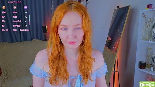 Snapshot of JoyceJones chatting on August 3, 2026, 12:54 pm JoyceJones online show from August 3, 2026, 12:54 pm