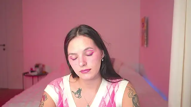 EwelynScott online show from September 26, 2025, 4:44 pm