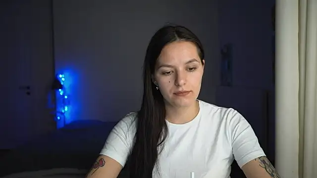 EwelynScott online show from November 24, 2025, 3:12 pm