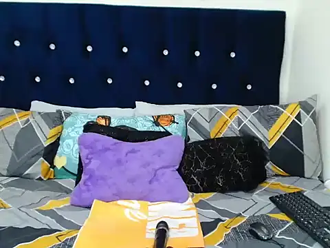 SexyMellon online show from September 17, 2025, 6:42 pm