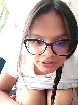 luluboobs9 online show from February 18, 2026, 4:03 pm