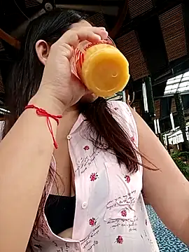 Lambedora 69 online show from October 1, 2025, 8:15 pm