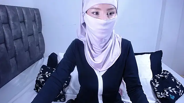 Snapshot of __Nahia chatting on November 4, 2025, 1:32 pm Nahia online show from November 4, 2025, 1:32 pm