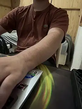 Snapshot of Brinquedo-da-zoe chatting on March 28, 2026, 5:29 am Brinquedo-da-zoe online show from March 28, 2026, 5:29 am