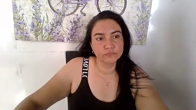 sweetdulcexxx online show from November 11, 2025, 8:31 pm