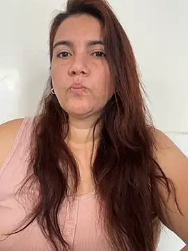 sweetdulcexxx online show from June 17, 2026, 2:07 pm