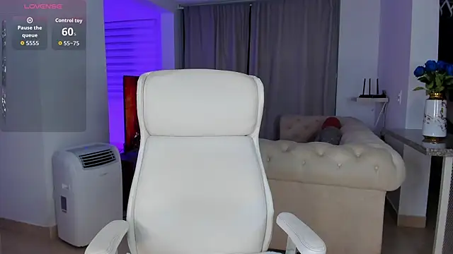 MeganScott online show from November 24, 2025, 11:59 pm