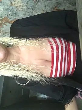 Snapshot of AlevNaz chatting on April 24, 2026, 2:08 pm AlevNaz online show from April 24, 2026, 2:08 pm