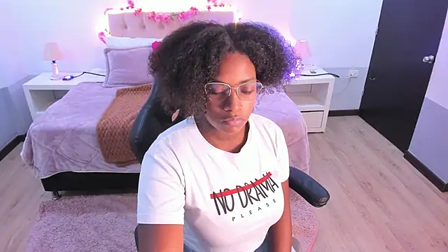 Snapshot of ebony_fantasy2 chatting on September 23, 2025, 12:19 pm ebony fantasy2 online show from September 23, 2025, 12:19 pm