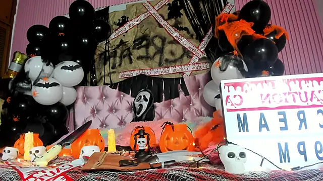 Snapshot of Mindy_19 chatting on October 22, 2025, 10:48 am Mindy 19 online show from October 22, 2025, 10:48 am