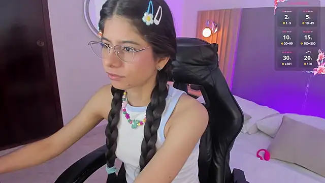 carlina 15 online show from June 19, 2026, 12:42 pm