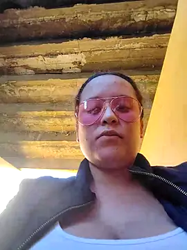 Snapshot of You-sexy-starr chatting on September 23, 2025, 8:56 pm You-sexy-starr online show from September 23, 2025, 8:56 pm