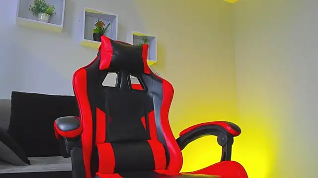 Snapshot of DIMITRI_MASTEER chatting on October 5, 2025, 4:49 pm DIMITRI MASTEER online show from October 5, 2025, 4:49 pm