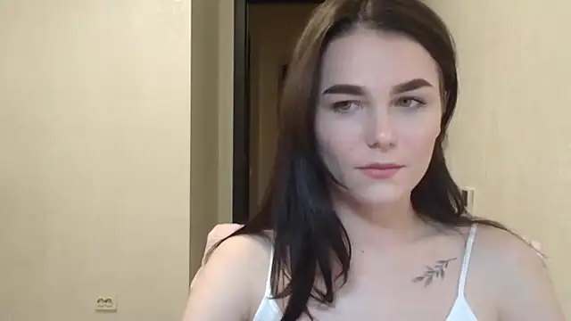 Silviaa a online show from February 22, 2026, 7:34 pm