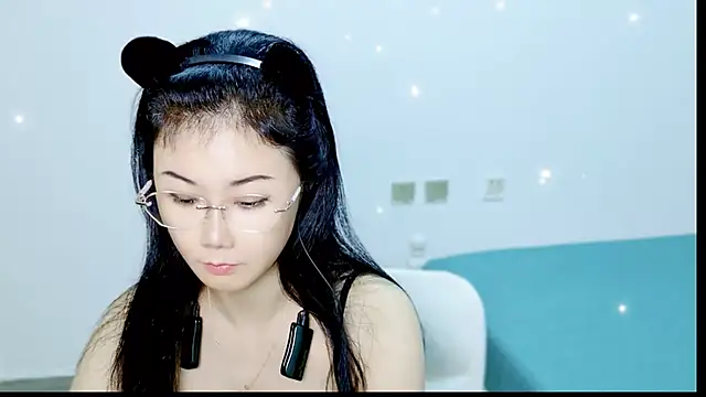 tongtong25 online show from September 11, 2025, 1:17 am