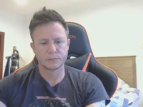 TroyDieselXXX online show from November 6, 2025, 4:02 am