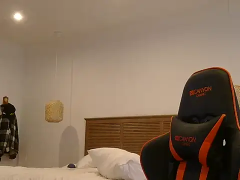 TroyDieselXXX online show from February 25, 2026, 8:46 am