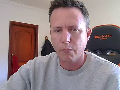 TroyDieselXXX online show from May 13, 2026, 7:39 am