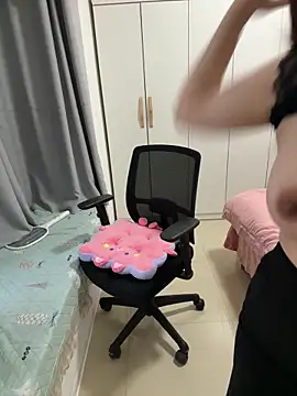 Snapshot of Asia-bb chatting on October 31, 2025, 9:43 am Asia-bb online show from October 31, 2025, 9:43 am