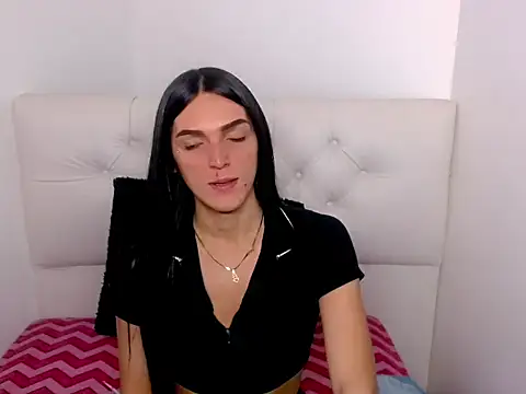 x isabella x online show from August 4, 2026, 8:44 pm