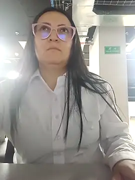 Romina693 online show from September 12, 2025, 7:08 am