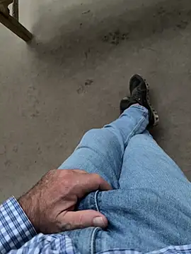 cyclone1212 online show from November 26, 2025, 11:55 am