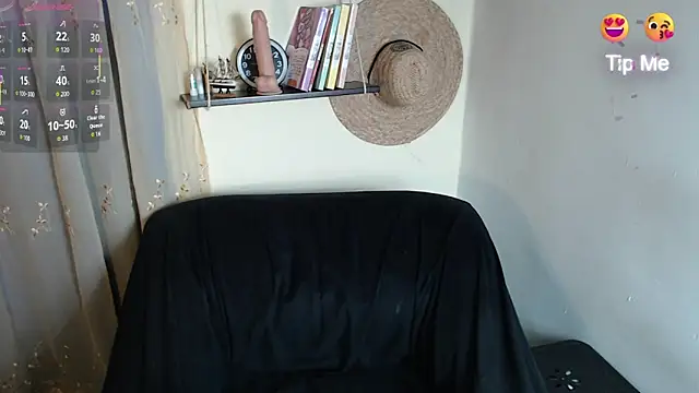 Snapshot of Tim_mz01 chatting on September 9, 2025, 9:47 pm Tim mz01 online show from September 9, 2025, 9:47 pm