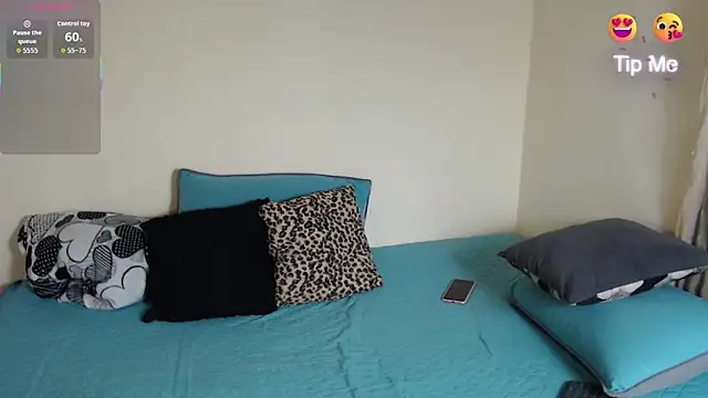 Snapshot of Tim_mz01 chatting on October 18, 2025, 3:42 am Tim mz01 online show from October 18, 2025, 3:42 am