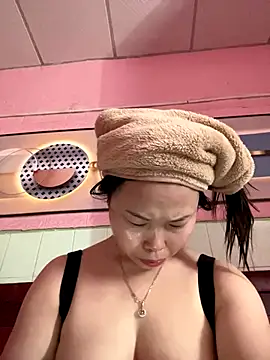 xlj4523 online show from December 17, 2025, 5:02 am