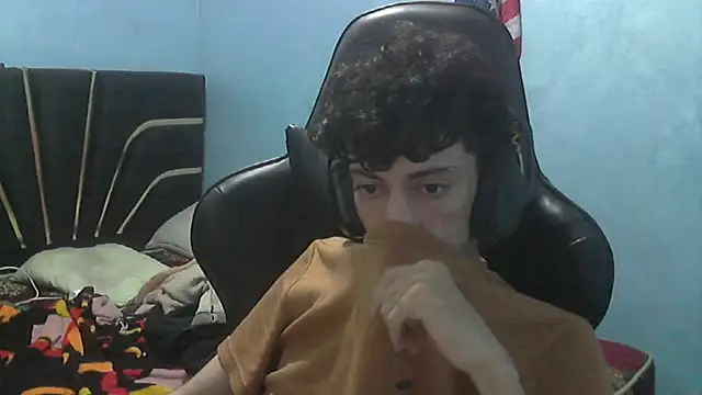 Dark DesireX online show from October 17, 2025, 6:05 am