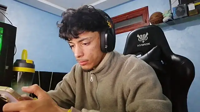 Snapshot of Dark_DesireX chatting on February 12, 2026, 7:31 pm Dark DesireX online show from February 12, 2026, 7:31 pm