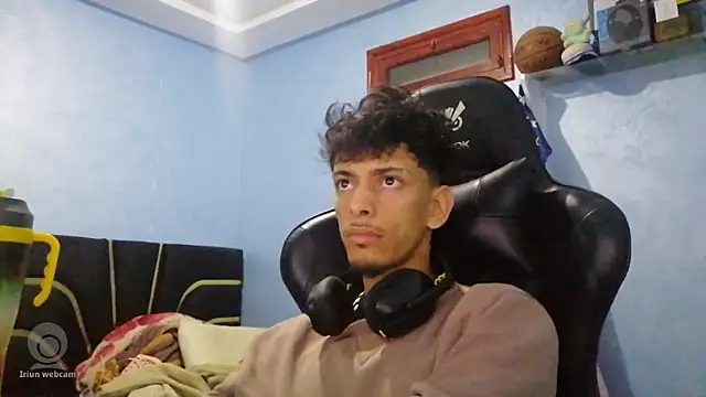 Snapshot of Dark_DesireX chatting on March 16, 2026, 10:25 pm Dark DesireX online show from March 16, 2026, 10:25 pm