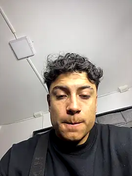 Snapshot of MR_MUSCLE chatting on October 1, 2025, 11:38 am MR MUSCLE online show from October 1, 2025, 11:38 am