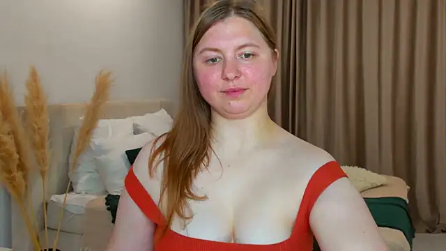 la  fleur online show from September 16, 2025, 9:27 pm