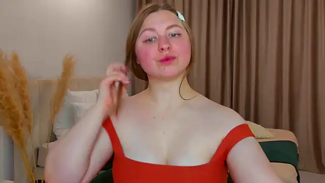 la  fleur online show from September 30, 2025, 1:27 pm