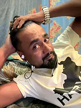 Snapshot of Munny6677 chatting on September 22, 2025, 8:22 pm Munny6677 online show from September 22, 2025, 8:22 pm