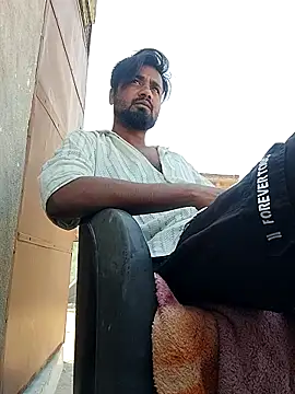 Snapshot of Munny6677 chatting on October 16, 2025, 8:15 am Munny6677 online show from October 16, 2025, 8:15 am