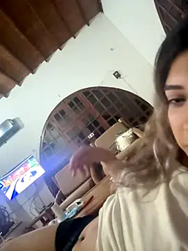 Kardashian12 online show from November 2, 2025, 12:57 am