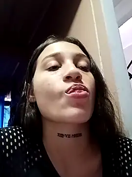 Snapshot of Arii_collins1 chatting on October 8, 2025, 7:00 pm Arii collins1 online show from October 8, 2025, 7:00 pm