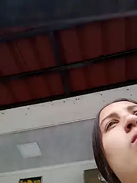 Snapshot of Arii_collins1 chatting on October 21, 2025, 5:46 pm Arii collins1 online show from October 21, 2025, 5:46 pm