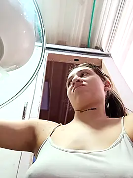 Snapshot of Arii_collins1 chatting on October 25, 2025, 6:35 pm Arii collins1 online show from October 25, 2025, 6:35 pm